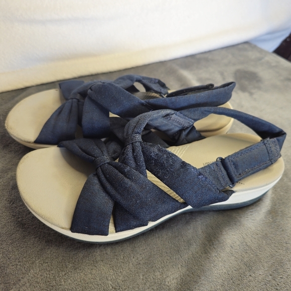 Cloudsteppers by Clarks Shoes - Cloudsteppers by Clarks size 6.5
